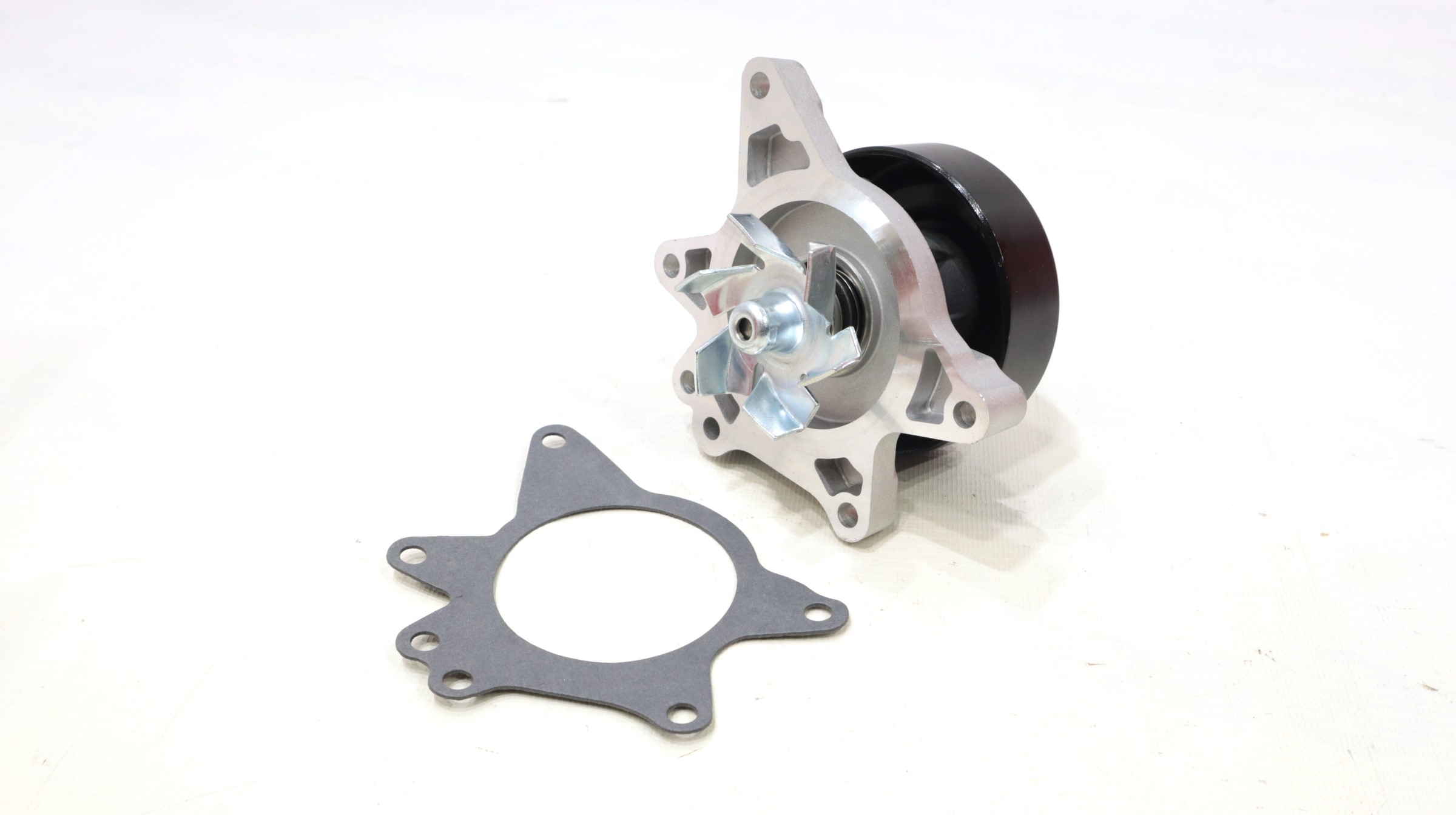 Насос водяной TOYOTA AURIS/AVENSIS/COROLLA/RAV4 99- 1.4/1.6/1.8 TATSUMI